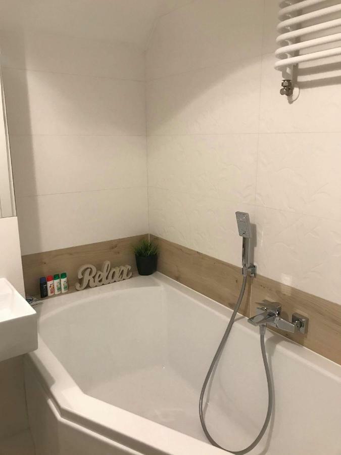 קילצה Black Rose Apartament Targi 3 Km, F-Ry Vat מראה חיצוני תמונה